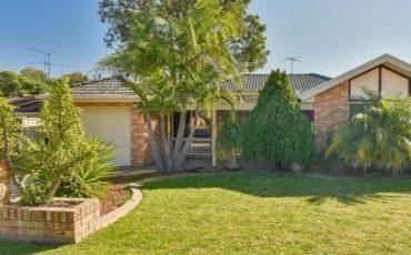 Suburb profile – St Helens Park