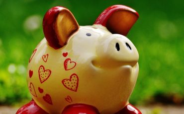 Top tips to save for your home deposit